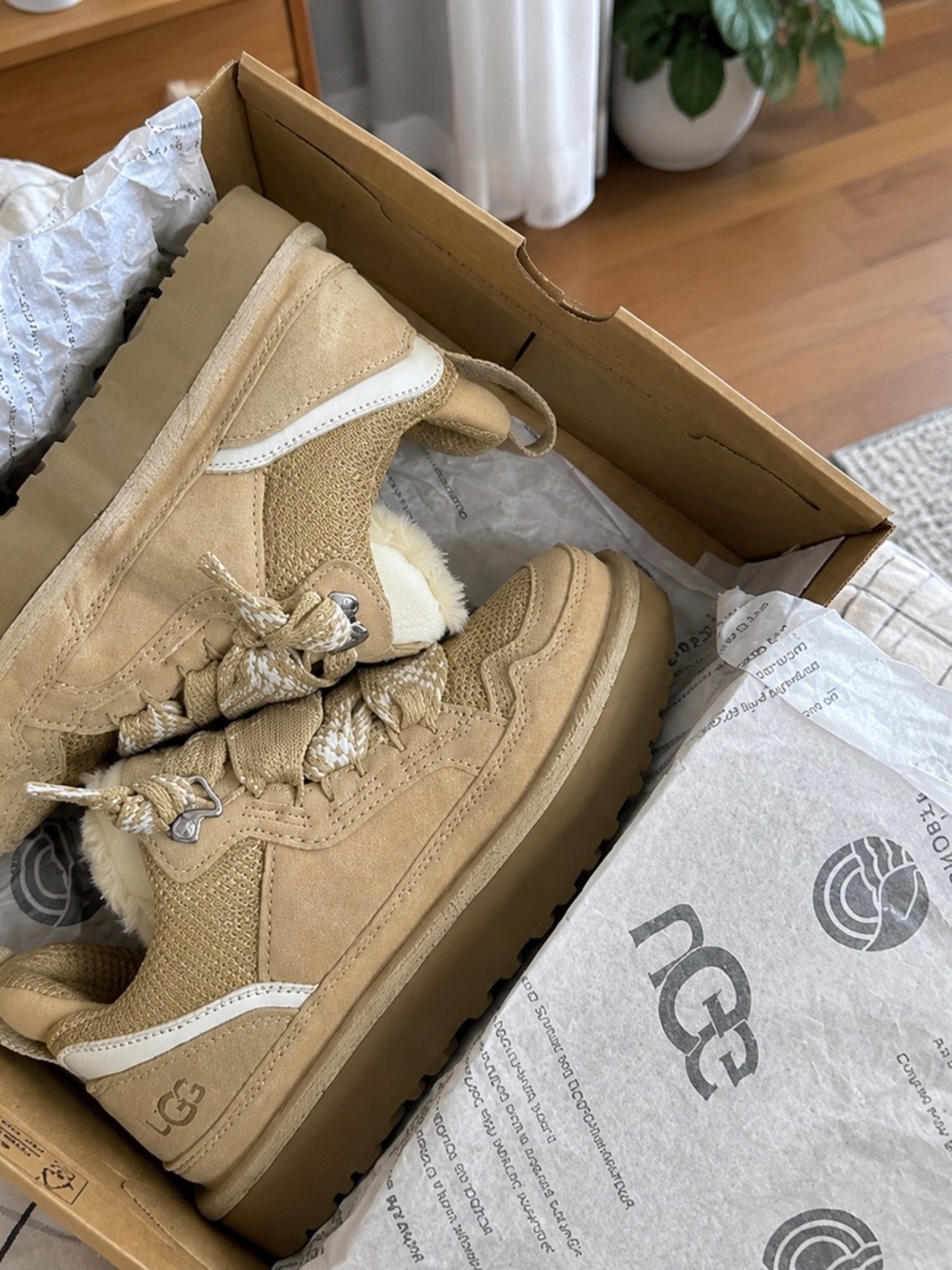 Kids Tan Winter Suede Boots with Faux Fur